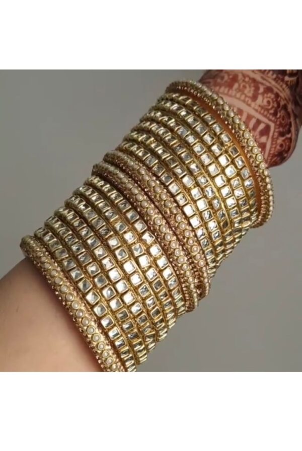 Kundan Bangles set