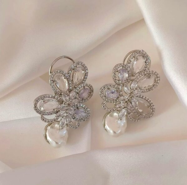 Indian American Diamond earrings