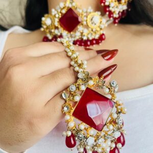 Maroon doublet stone Choker set