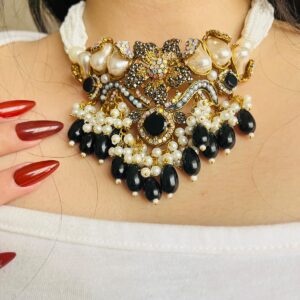 Black turkish Set includes earrings teeka and necklace