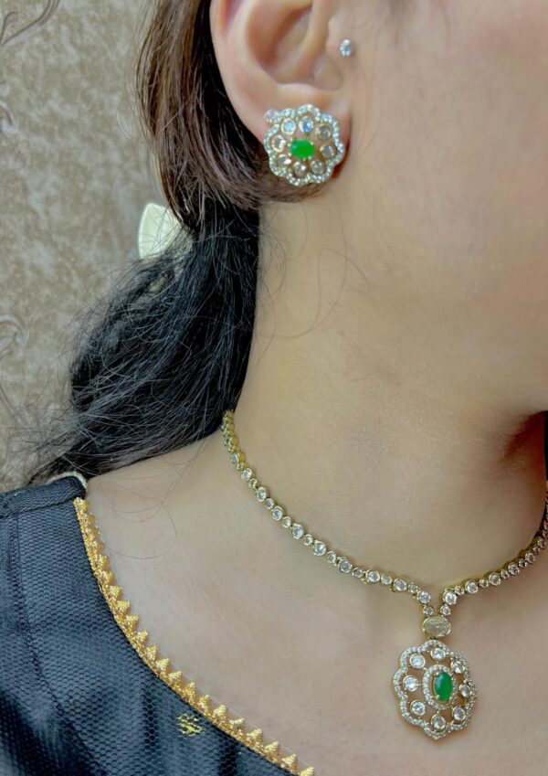 Emerald stone Mini set